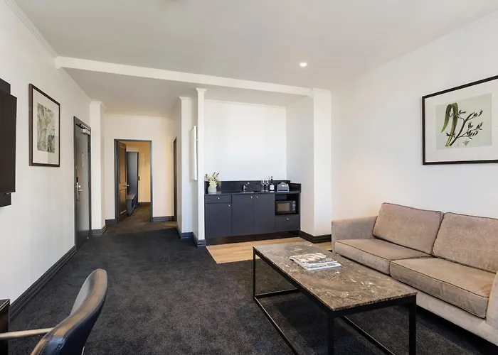 Executive One-Bedroom King Suite